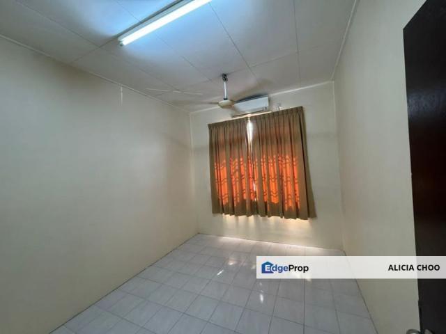 House for sale in Ulu Tiram, Johor