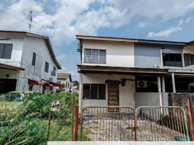 House for sale in Ulu Tiram, Johor