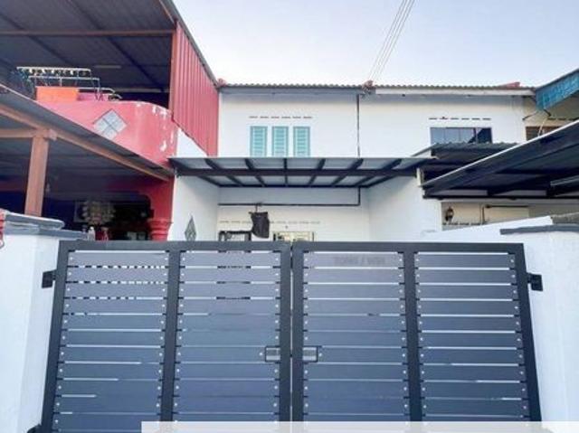House for sale in Ulu Tiram, Johor