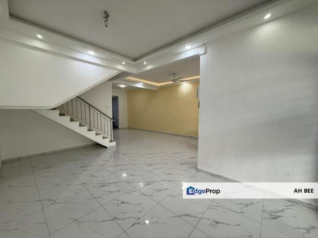 House for sale in Ulu Tiram, Johor
