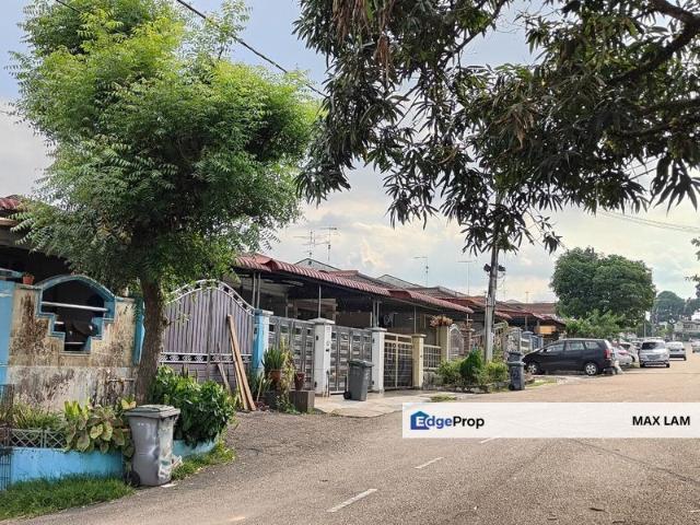 House for sale in Taman Puteri Wangsa, Ulu Tiram