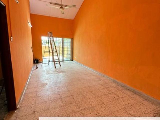 House for sale in Ulu Tiram, Johor