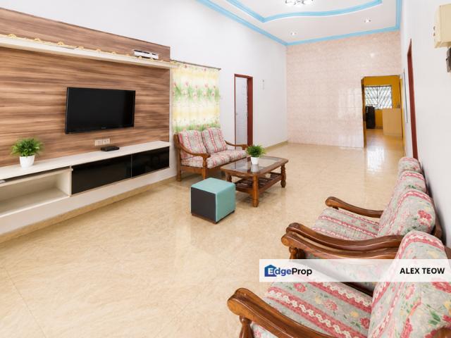 House for sale in Ulu Tiram, Johor