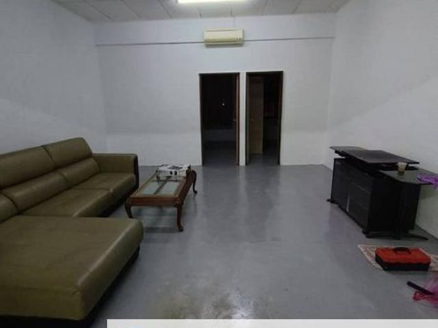Shop for sale in Ulu Tiram, Johor