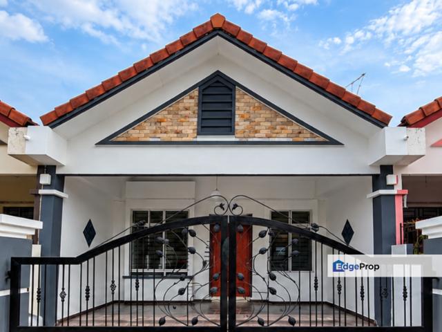 House for sale in Taman Puteri Wangsa, Ulu Tiram