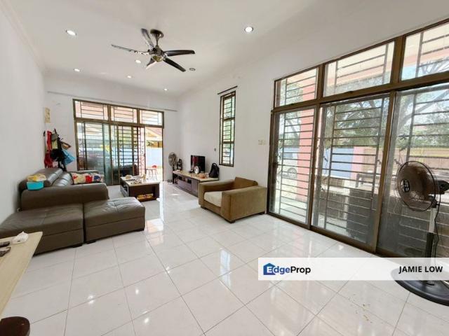 House for sale in Ulu Tiram, Johor