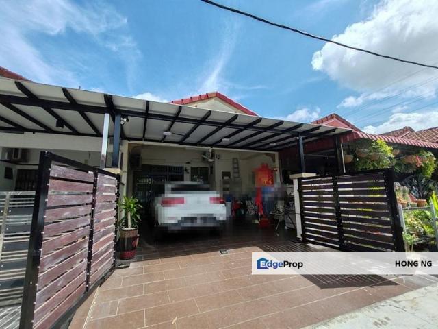 House for sale in Ulu Tiram, Johor