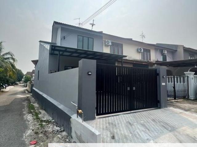 House for sale in Ulu Tiram, Johor