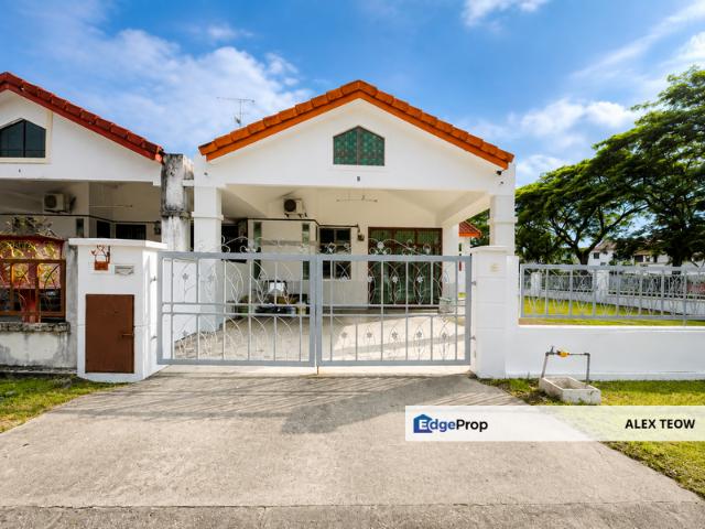 House for sale in Ulu Tiram, Johor