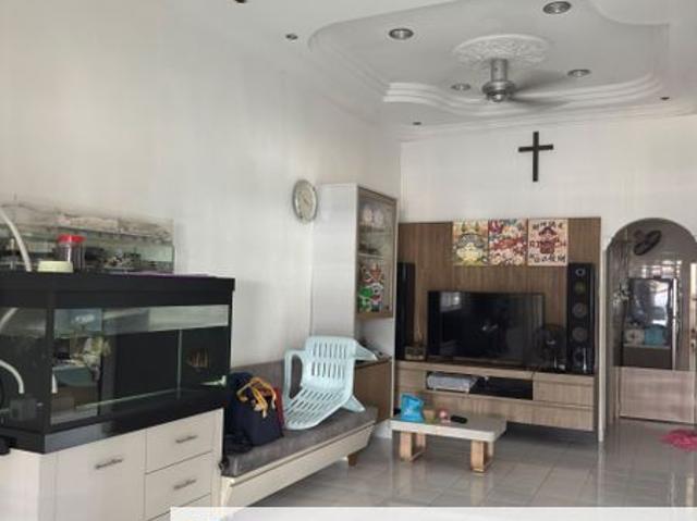 House for sale in Ulu Tiram, Johor