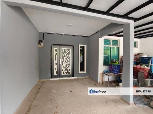 House for sale in Ulu Tiram, Johor