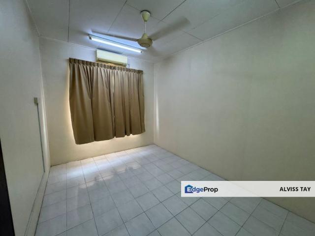 House for sale in Ulu Tiram, Johor