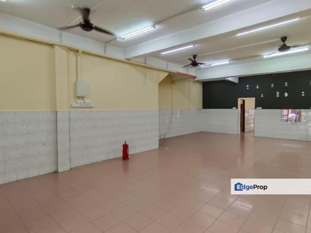 Shop for rent in Ulu Tiram, Johor