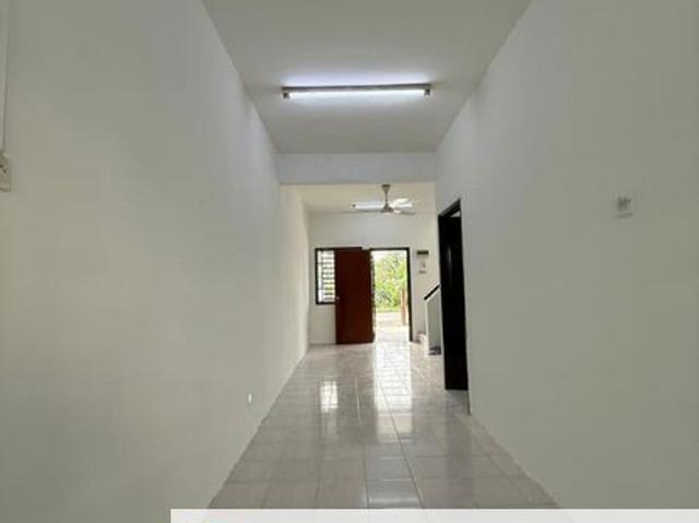 House for sale in Taman Puteri Wangsa, Ulu Tiram
