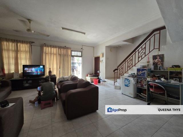 House for sale in Ulu Tiram, Johor