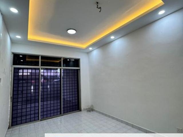 House for sale in Ulu Tiram, Johor