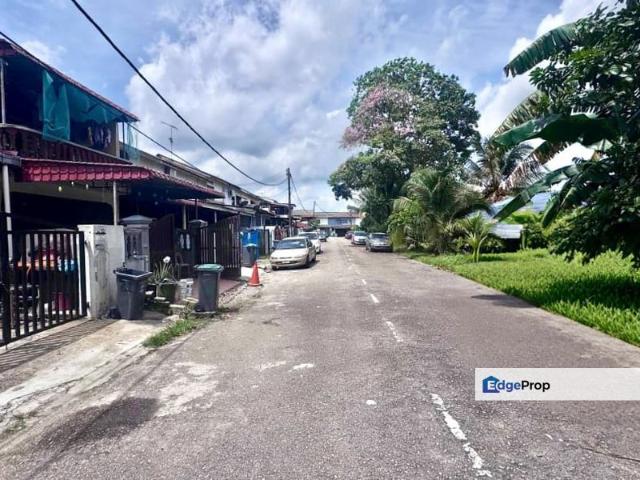 House for sale in Ulu Tiram, Johor