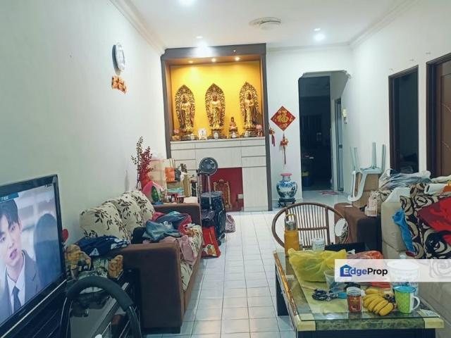 House for sale in Ulu Tiram, Johor Bahru