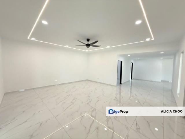 House for sale in Ulu Tiram, Johor