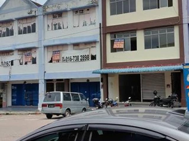 Shop for rent in Ulu Tiram, Johor