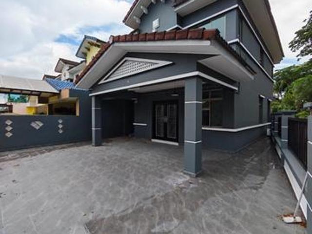 Residential House for sale in Ulu Tiram, Johor