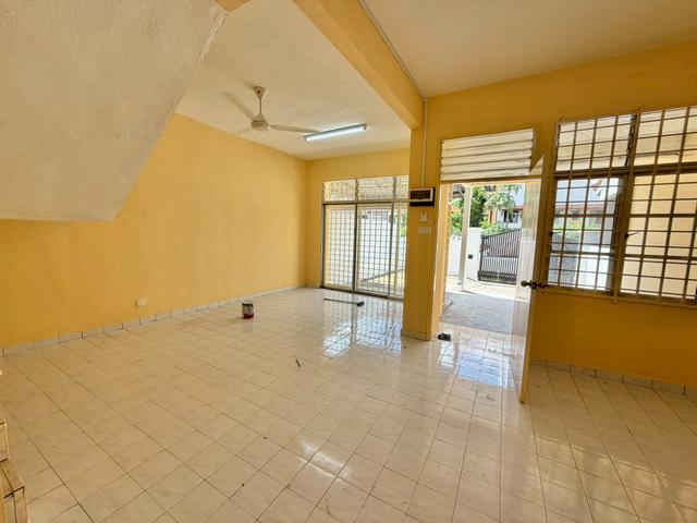 Terraced House for rent in Ulu Tiram, Johor