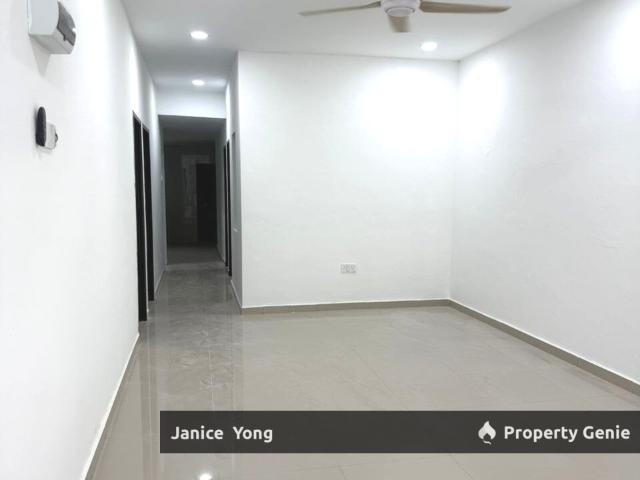 Terraced House for sale in Ulu Tiram, Johor