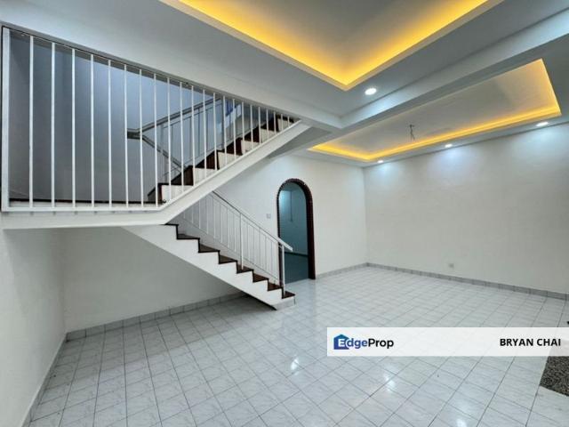 House for sale in Ulu Tiram, Johor