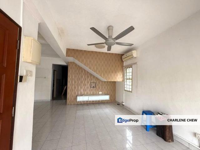 House for sale in Ulu Tiram, Johor