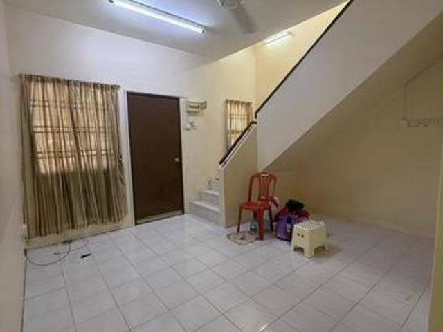 Terraced House for sale in Ulu Tiram, Johor