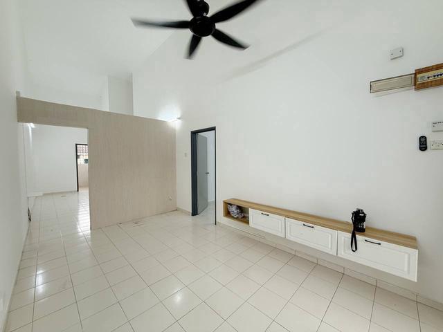 Terraced House for rent in Ulu Tiram, Johor