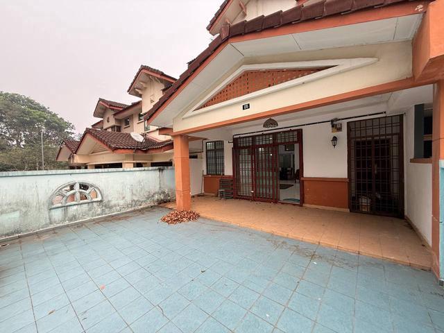 Terraced House for sale in Ulu Tiram, Johor