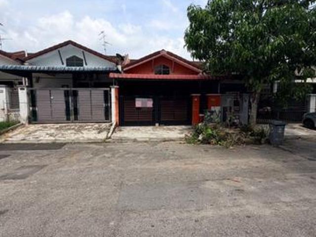 Terraced House for sale in Ulu Tiram, Johor