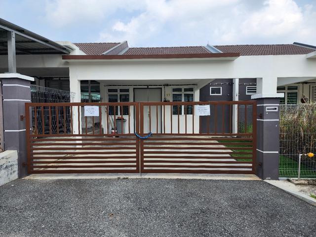 Terraced House for sale in Kluang