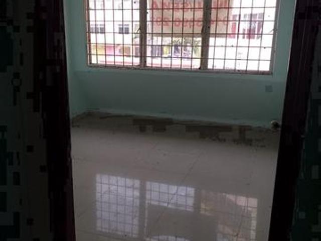 Flat for sale in Kajang, Langat