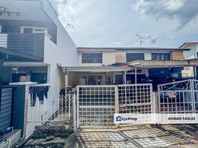 House for sale in Langat, Selangor
