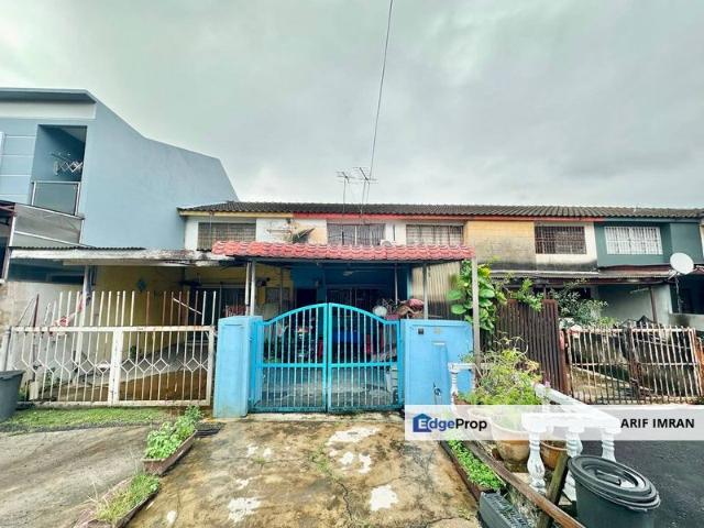 House for sale in Langat, Selangor