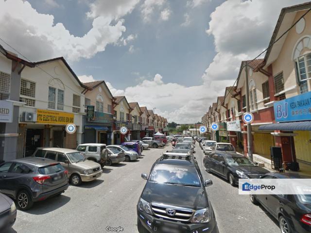 Shop for rent in Kajang, Langat