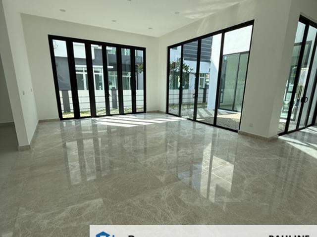 House for sale in Serdang Raya 8, Majlis Bandaraya Subang Jaya