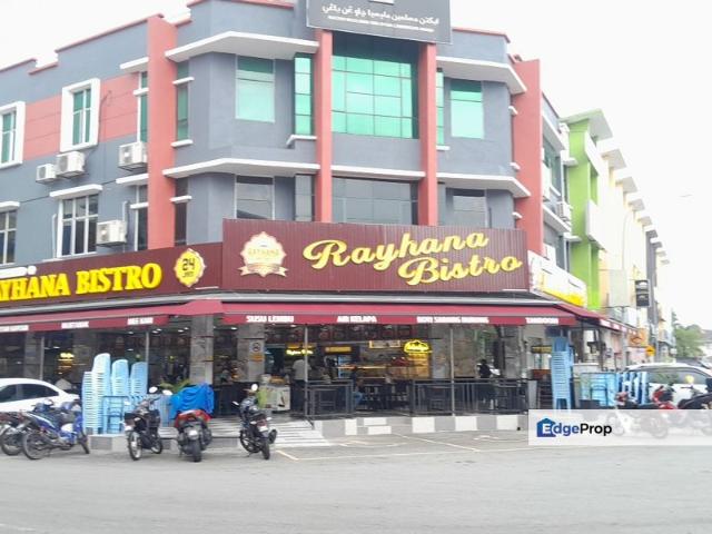 Shop for sale in Kajang, Langat