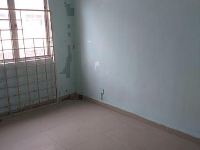 Flat for sale in Kajang, Langat