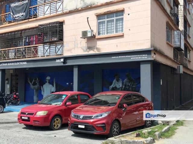 Shop for rent in Tanjong Sepat, Selangor