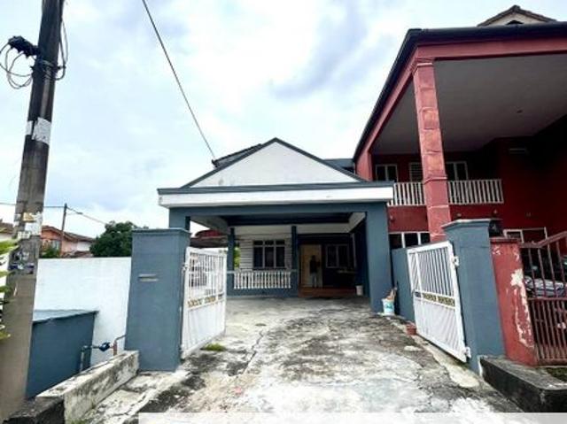 House for sale in Tanjong Sepat, Selangor