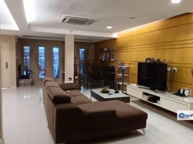House for sale in Puchong, Majlis Bandaraya Subang Jaya