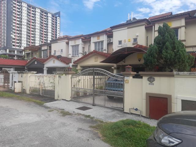 Terraced House for sale in Petaling, Subang Jaya