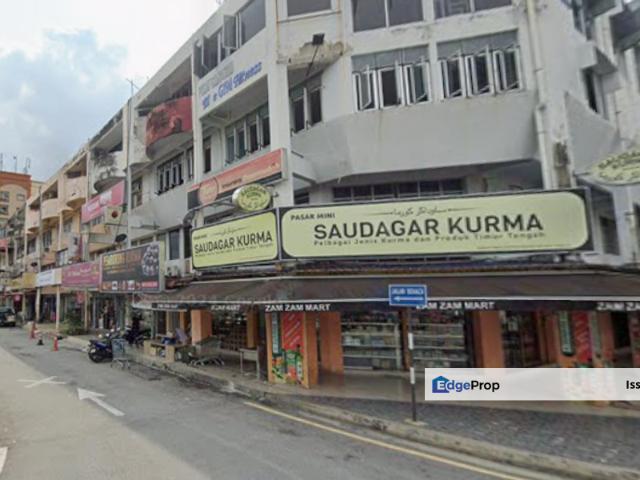 Shop for sale in Langat, Selangor