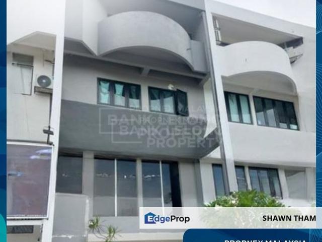 Shop for sale in Langat, Selangor