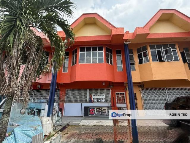 Shop for sale in Taman Putri Kulai, Kulai