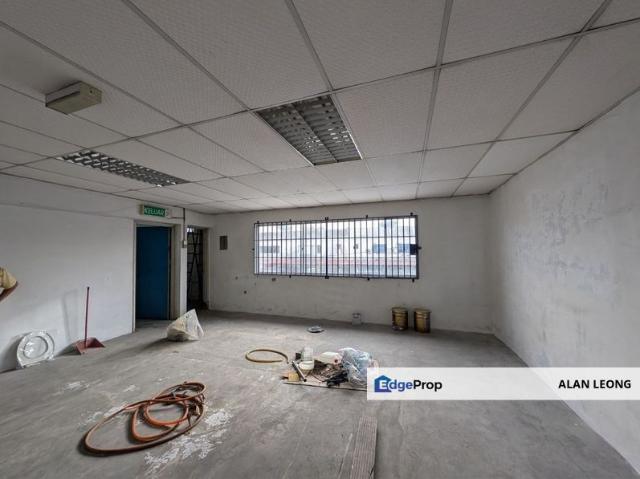 Warehouse for rent in Kulai, Johor