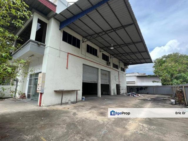 Warehouse for rent in Kulai, Johor